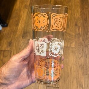 VINTAGE~1960’s~2 PEACH & WHITE GLASSES~BOXED LEAVES DESIGN~NEW CONDITION~G12